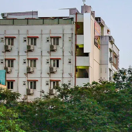 Treebo Royal Grand Inn